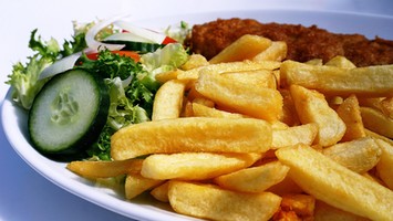 Fish & Chips – Terrigal. Best & busiest position on the strip. | ID: 890